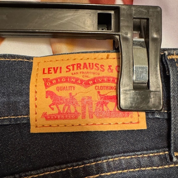 Levi's Women's 710 Super Skinny Jeans - Picture 6 of 10